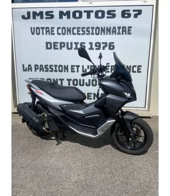 APRILIA SR GT 125